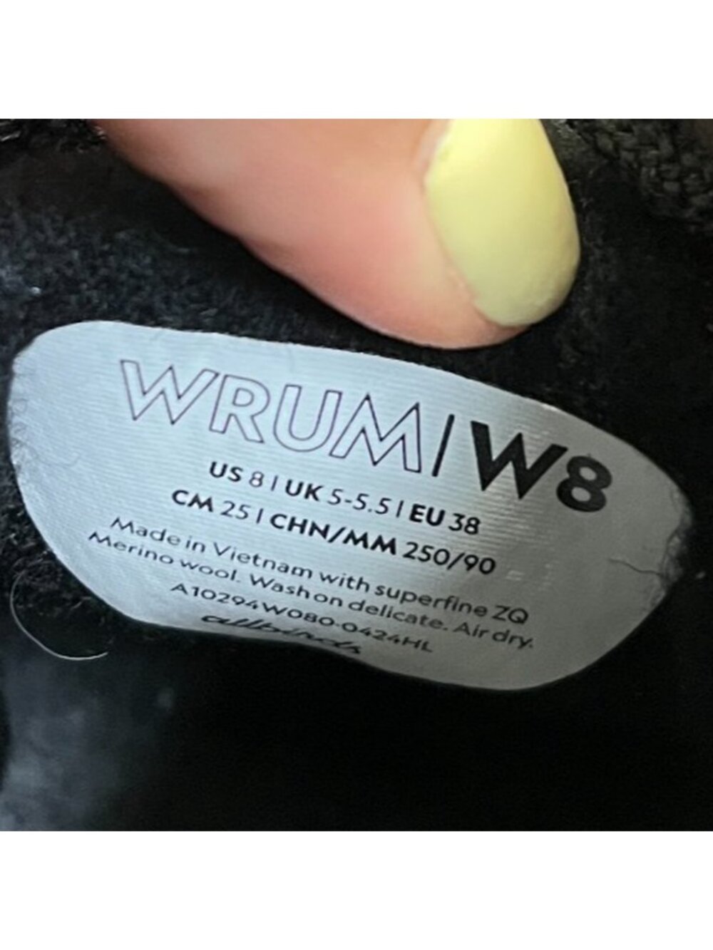 Allbirds Wool Runner Up Mizzles Womens Size 8 Black White Running Shoes Sneakers - Picture 9 of 10